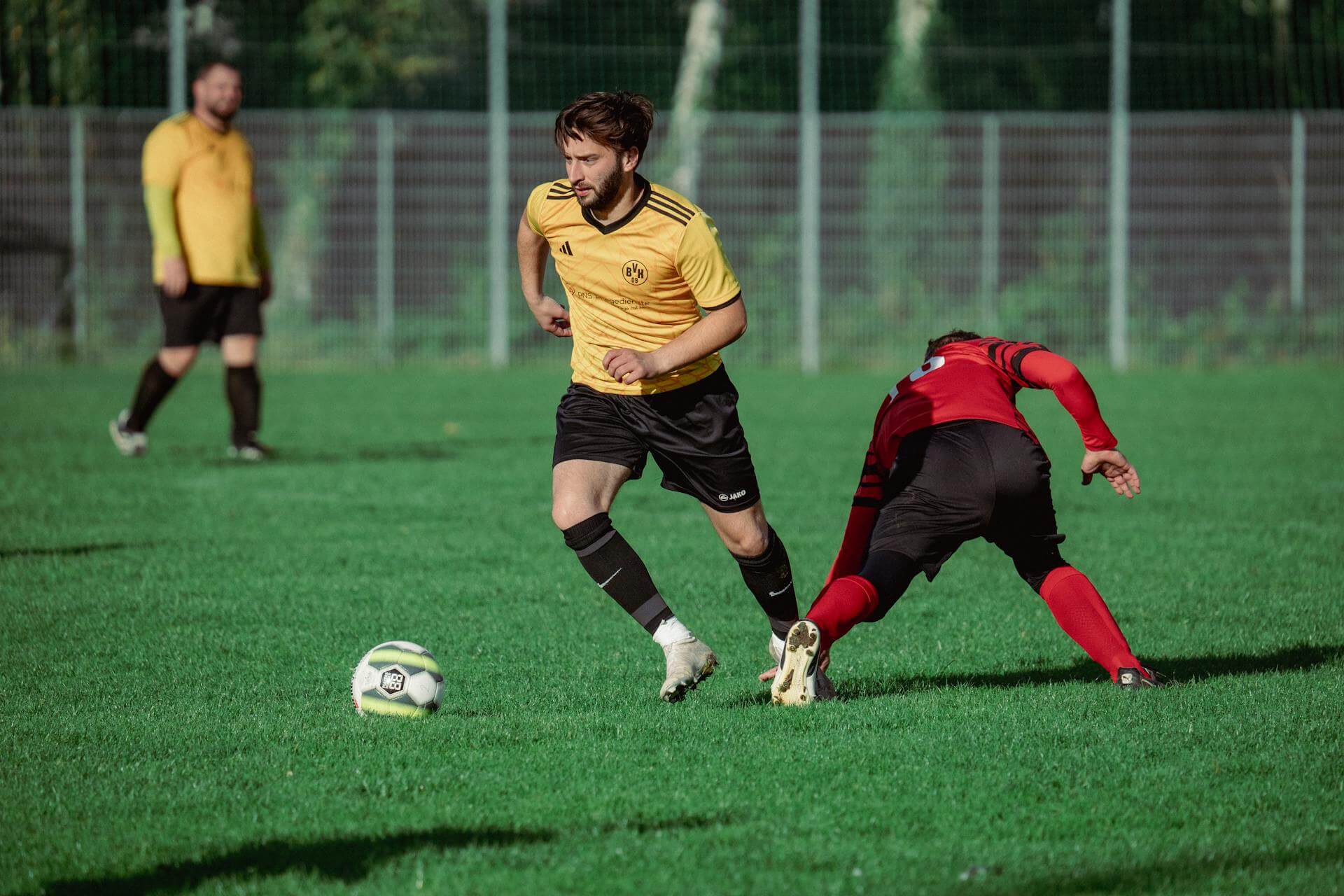 Football, Yellow and Red team